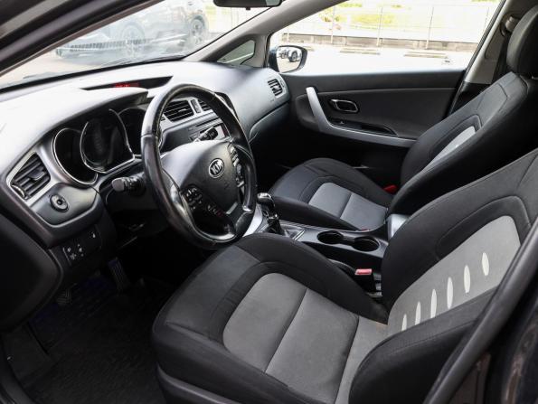 Kia Ceed II с пробегом 2014 года, цена 949 000 рублей, 179482 км, универсал, Автокод Объявления