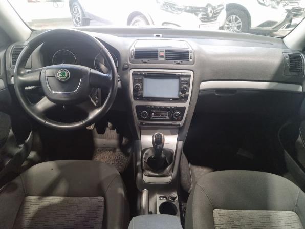 Skoda Octavia II (A5) Рестайлинг с пробегом 2012 года, цена 585 000 рублей, 167804 км, лифтбек, Автокод Объявления