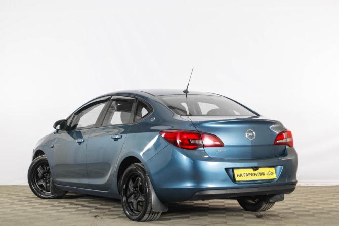 Opel Astra J Рестайлинг с пробегом 2012 года, цена 749 000 рублей, 139355 км, седан, Автокод Объявления