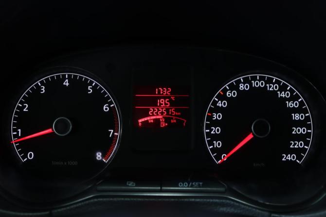 Volkswagen Polo V с пробегом 2012 года, цена 579 000 рублей, 220000 км, седан, Автокод Объявления
