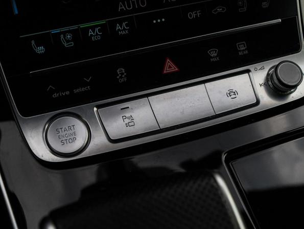 Audi Q7 II (4M) Рестайлинг с пробегом 2020 года, цена 7 200 000 рублей, 84476 км, внедорожник, Автокод Объявления