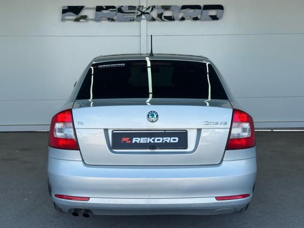 Skoda Octavia II (A5) Рестайлинг с пробегом 2012 года, цена 1 100 000 рублей, 169000 км, лифтбек, Автокод Объявления