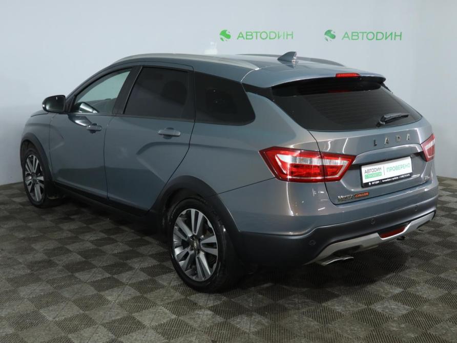 Lada (ВАЗ) Vesta I Москва  - изображение 7