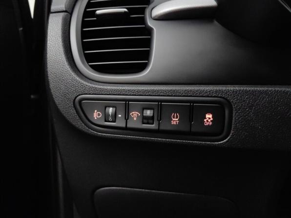 Kia Rio IV с пробегом 2017 года, цена 1 098 000 рублей, 131062 км, седан, Автокод Объявления