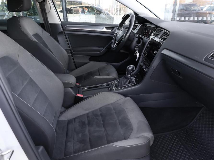 Volkswagen Golf VII Рестайлинг Москва  - изображение 10