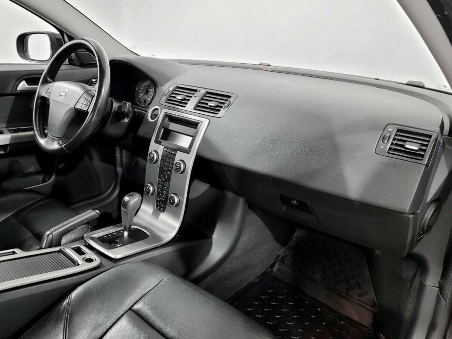 Volvo S40 II Рестайлинг Москва  - изображение 11