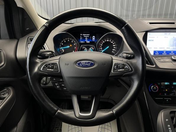 Ford Kuga II Рестайлинг с пробегом 2017 года, цена 1 607 000 рублей, 116600 км, внедорожник, Автокод Объявления