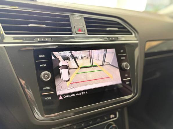 Volkswagen Tiguan II с пробегом 2020 года, цена 2 813 000 рублей, 88251 км, внедорожник, Автокод Объявления