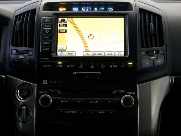 Toyota Land Cruiser 200 Series с пробегом 2011 года, цена 2 890 000 рублей, 203000 км, внедорожник, Автокод Объявления