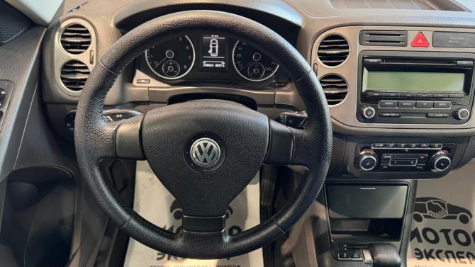Volkswagen Tiguan I с пробегом 2010 года, цена 875 000 рублей, 246663 км, внедорожник, Автокод Объявления