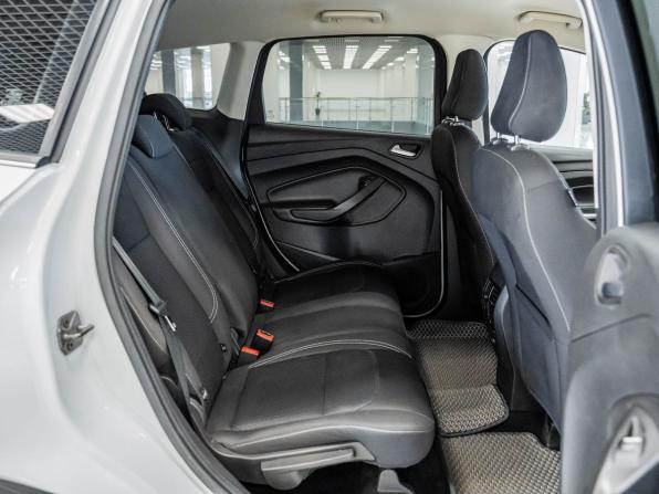 Ford Kuga II Рестайлинг с пробегом 2017 года, цена 1 730 000 рублей, 70620 км, внедорожник, Автокод Объявления