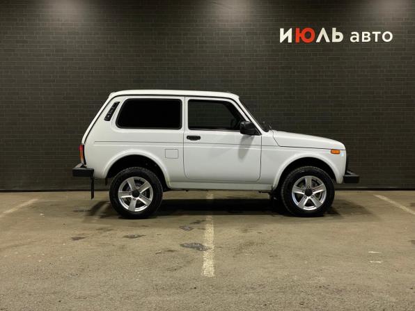 Lada (ВАЗ) Niva Legend с пробегом 2024 года, цена 990 000 рублей, 6615 км, внедорожник, Автокод Объявления