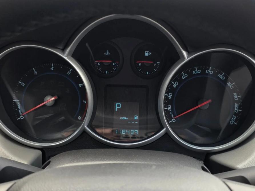 Chevrolet Cruze I Санкт-Петербург  - изображение 12