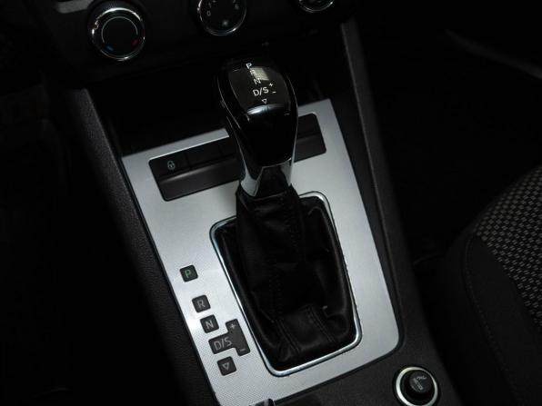 Skoda Octavia III (A7) с пробегом 2013 года, цена 900 000 рублей, 404990 км, лифтбек, Автокод Объявления