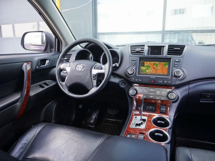 Toyota Highlander II (XU40) Рестайлинг Москва  - изображение 13