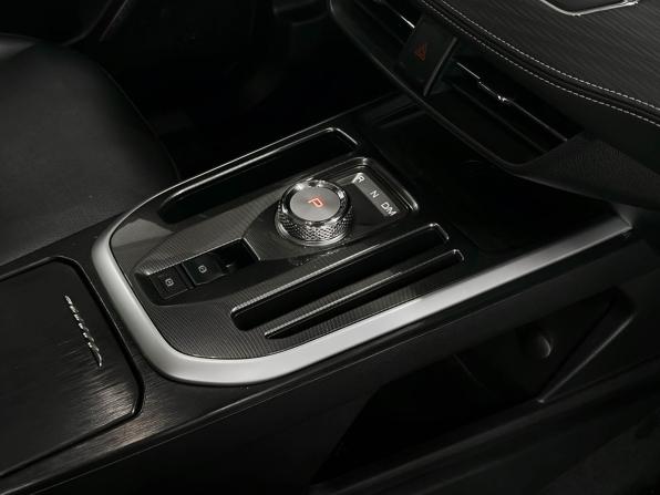 Haval Jolion I Рестайлинг с пробегом 2024 года, цена 1 853 000 рублей, 84162 км, внедорожник, Автокод Объявления