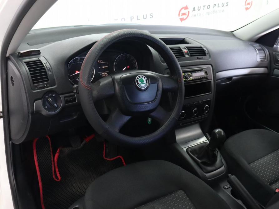 Skoda Octavia II (A5) Рестайлинг Минеральные Воды  - изображение 7