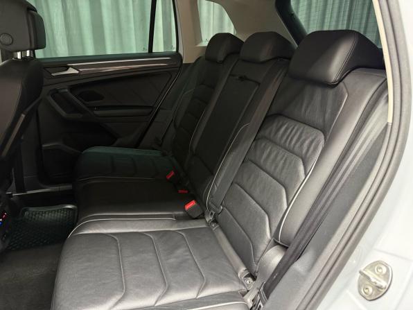 Volkswagen Tiguan II с пробегом 2019 года, цена 2 549 000 рублей, 133500 км, внедорожник, Автокод Объявления
