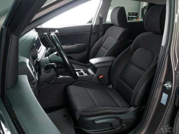 Kia Sportage IV Рестайлинг с пробегом 2021 года, цена 2 465 000 рублей, 82733 км, внедорожник, Автокод Объявления