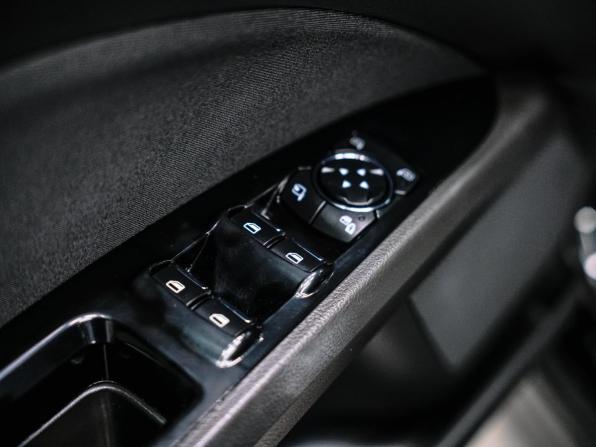 Ford Mondeo V с пробегом 2016 года, цена 1 515 000 рублей, 101523 км, седан, Автокод Объявления
