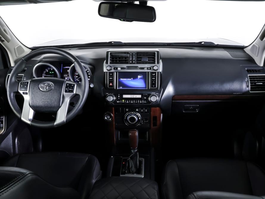 Toyota Land Cruiser Prado 150 Series Рестайлинг 1 Москва  - изображение 12