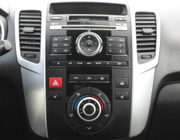 Kia Venga I с пробегом 2011 года, цена 810 000 рублей, 165000 км, минивэн, Автокод Объявления