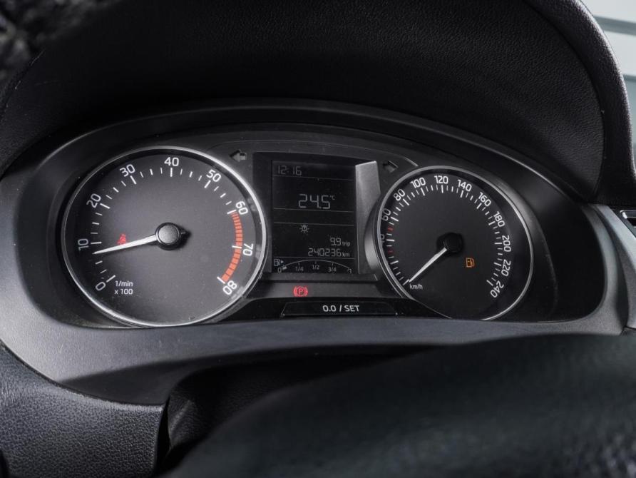 Skoda Rapid I Ростов-на-Дону  - изображение 13