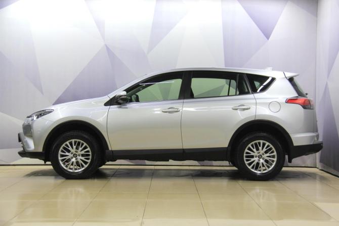 Toyota RAV4 IV (XA40) Рестайлинг с пробегом 2016 года, цена 2 250 000 рублей, 87317 км, внедорожник, Автокод Объявления
