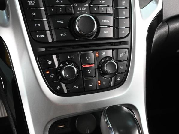 Opel Astra J Рестайлинг с пробегом 2013 года, цена 999 000 рублей, 163143 км, хэтчбек, Автокод Объявления