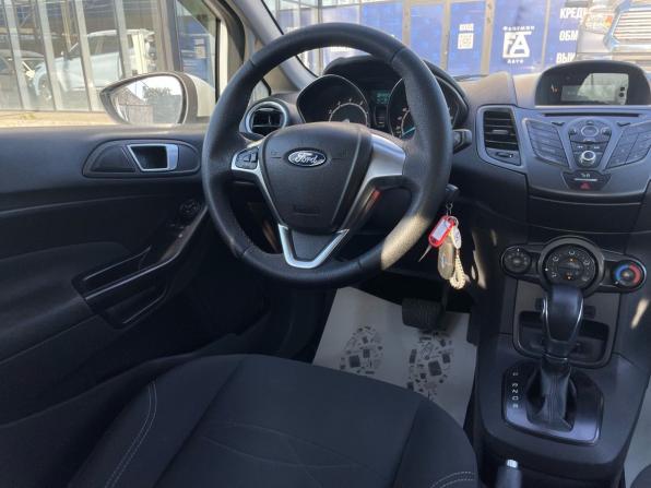 Ford Fiesta Mk6 Рестайлинг с пробегом 2016 года, цена 770 000 рублей, 101000 км, седан, Автокод Объявления