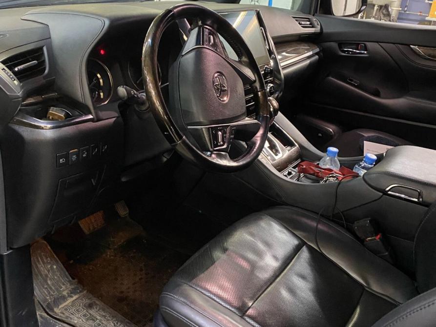 Toyota Alphard III Рестайлинг Санкт-Петербург  - изображение 7