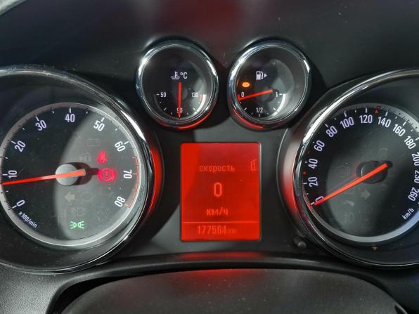 Opel Astra J Рестайлинг с пробегом 2014 года, цена 713 000 рублей, 177564 км, хэтчбек, Автокод Объявления