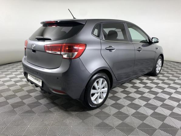 Kia Rio III Рестайлинг с пробегом 2015 года, цена 1 050 000 рублей, 89221 км, седан, Автокод Объявления
