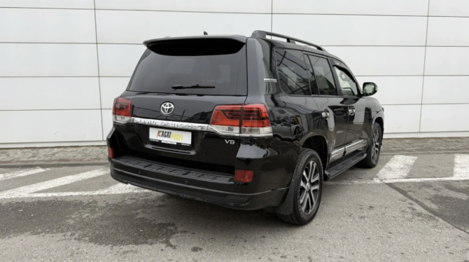 Toyota Land Cruiser 200 Series Рестайлинг 1 с пробегом 2013 года, цена 4 200 000 рублей, 256785 км, внедорожник, Автокод Объявления
