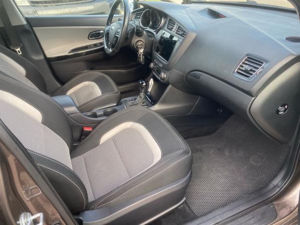 Kia Ceed II с пробегом 2012 года, цена 1 190 000 рублей, 109893 км, хэтчбек, Автокод Объявления