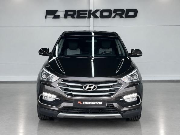 Hyundai Santa Fe III Рестайлинг с пробегом 2016 года, цена 1 969 000 рублей, 213438 км, внедорожник, Автокод Объявления