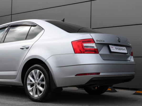 Skoda Octavia III (A7) Рестайлинг с пробегом 2017 года, цена 2 149 000 рублей, 78233 км, лифтбек, Автокод Объявления