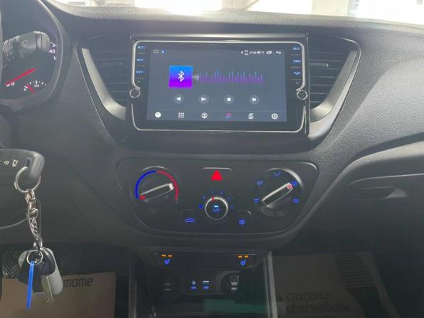 Hyundai Solaris II с пробегом 2018 года, цена 928 000 рублей, 119000 км, седан, Автокод Объявления