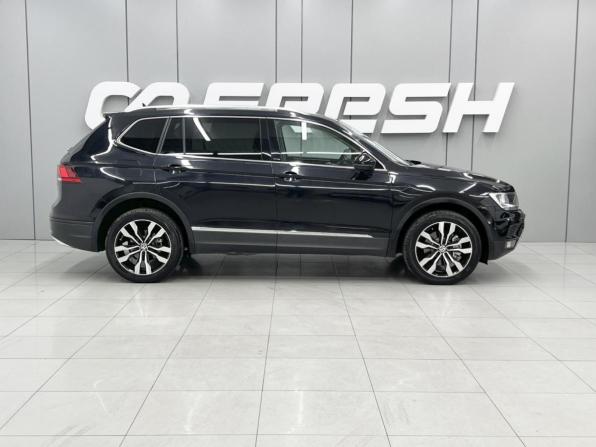 Volkswagen Tiguan II с пробегом 2021 года, цена 3 149 000 рублей, 93685 км, внедорожник, Автокод Объявления