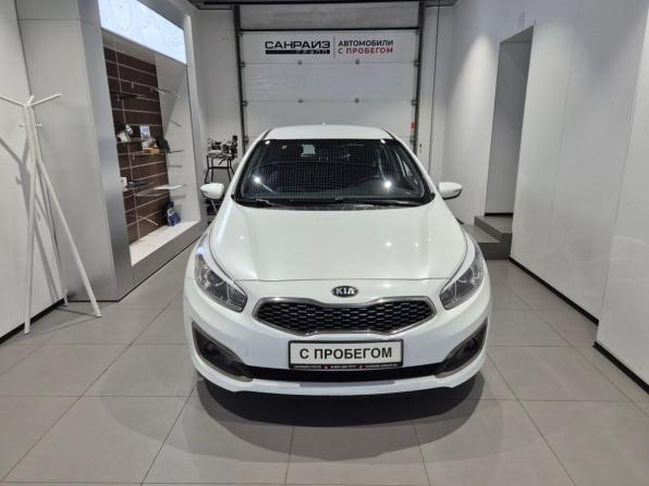 Kia Ceed II Рестайлинг с пробегом 2017 года, цена 1 199 000 рублей, 149733 км, хэтчбек, Автокод Объявления