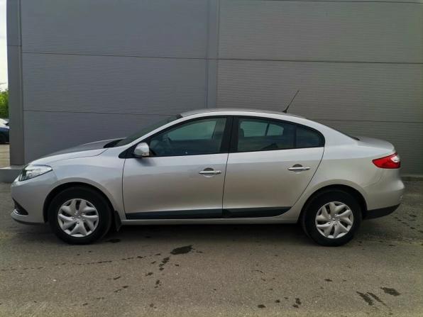 Renault Fluence I Рестайлинг с пробегом 2014 года, цена 996 000 рублей, 57000 км, седан, Автокод Объявления