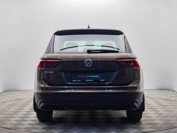 Volkswagen Tiguan II с пробегом 2019 года, цена 2 395 000 рублей, 85277 км, внедорожник, Автокод Объявления