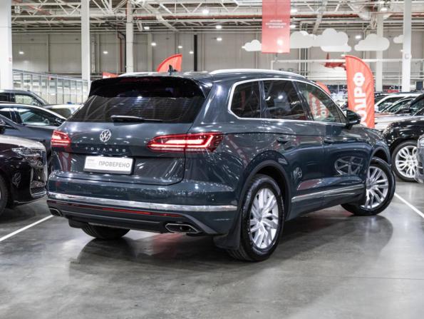 Volkswagen Touareg III с пробегом 2019 года, цена 4 599 777 рублей, 60670 км, внедорожник, Автокод Объявления
