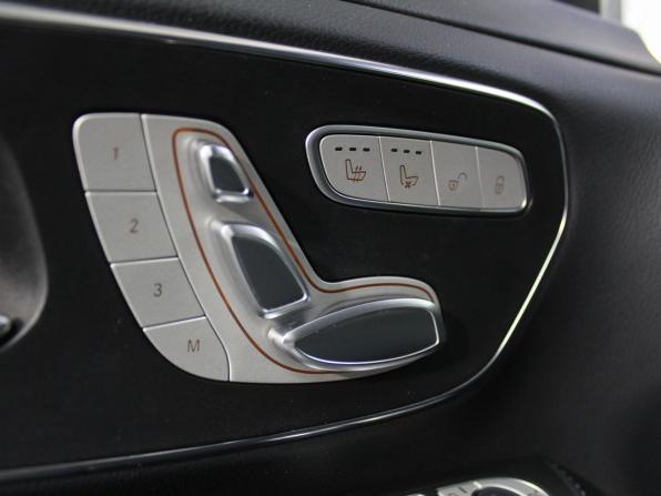 Mercedes-Benz V-Класс III (W447) Рестайлинг с пробегом 2021 года, цена 8 750 000 рублей, 16700 км, минивэн, Автокод Объявления