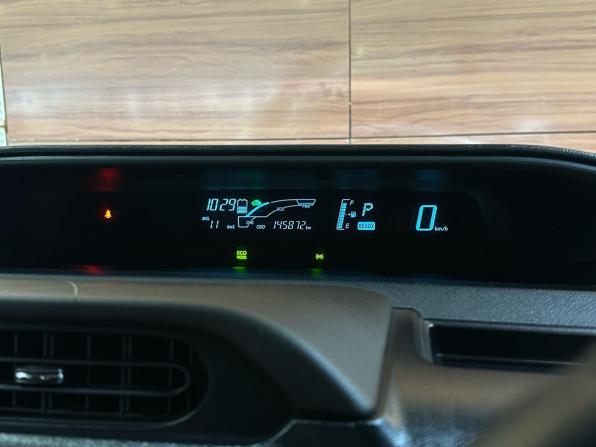 Toyota Aqua I Рестайлинг с пробегом 2014 года, цена 1 049 000 рублей, 145872 км, хэтчбек, Автокод Объявления