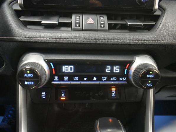 Toyota RAV4 V (XA50) с пробегом 2021 года, цена 3 449 000 рублей, 84846 км, внедорожник, Автокод Объявления