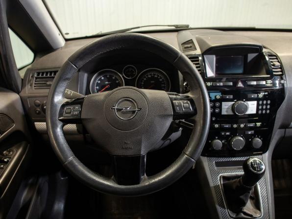 Opel Zafira B Рестайлинг с пробегом 2011 года, цена 740 000 рублей, 226704 км, компактвэн, Автокод Объявления