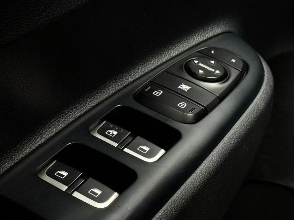 Kia Rio IV с пробегом 2020 года, цена 1 399 000 рублей, 81981 км, седан, Автокод Объявления