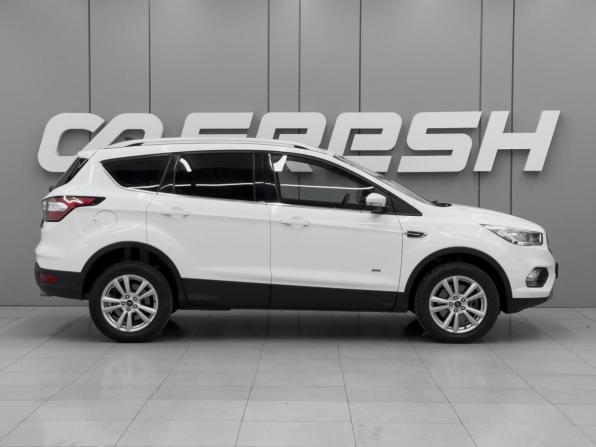 Ford Kuga II Рестайлинг с пробегом 2018 года, цена 1 739 000 рублей, 107766 км, внедорожник, Автокод Объявления