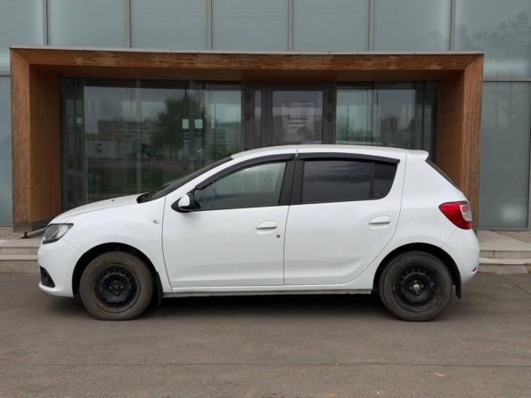 Renault Sandero II с пробегом 2017 года, цена 870 000 рублей, 116000 км, хэтчбек, Автокод Объявления